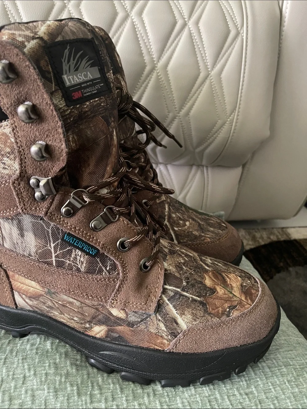 Itasca Men's big buck thinsulate Camo Hunting Boots size 9.5